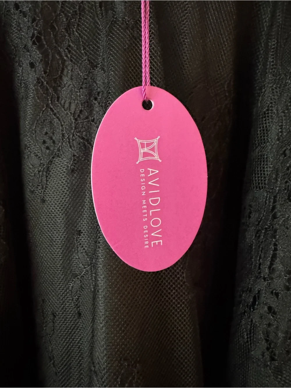 Avidlove chic black